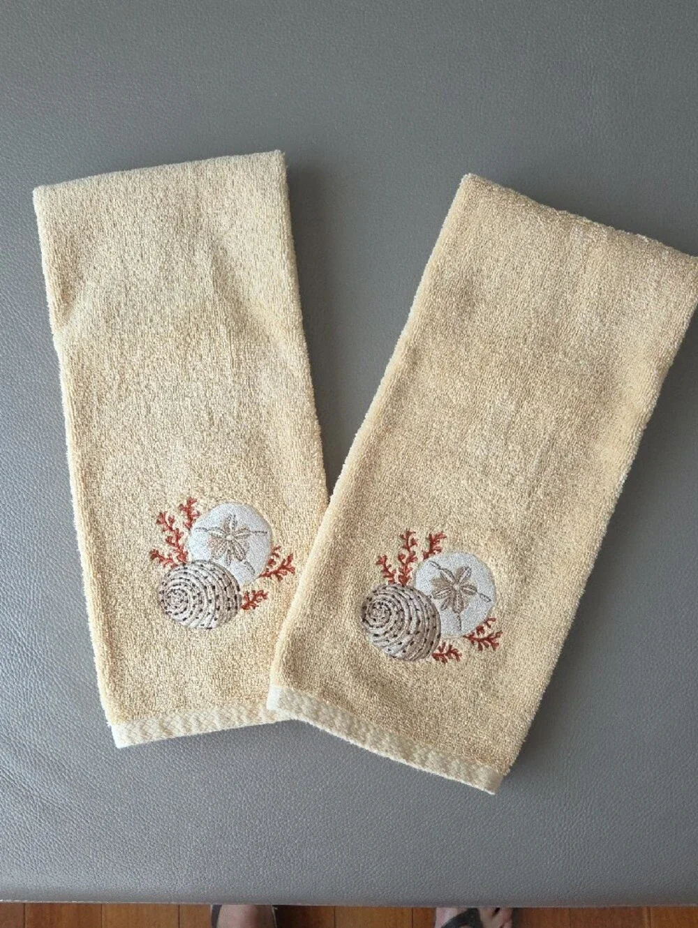 Sophia (Made In Turkey) Beige Embroidered Seashell Hand Towels - Set of 2